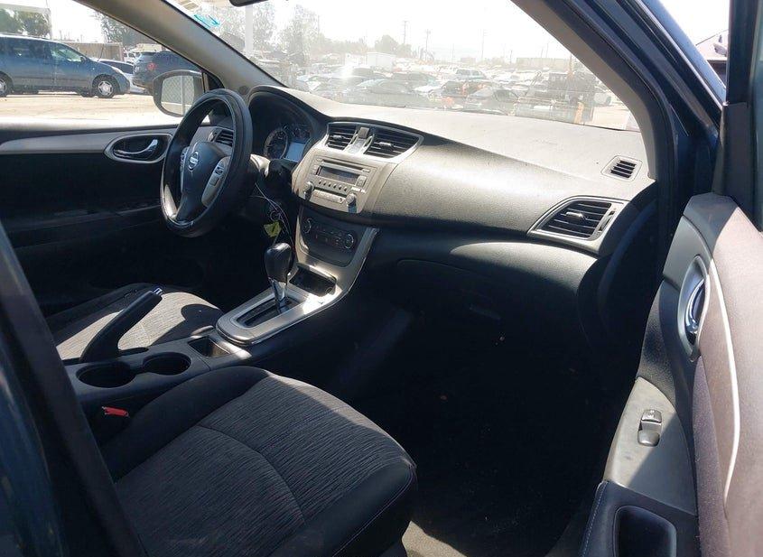 Nissan Sentra