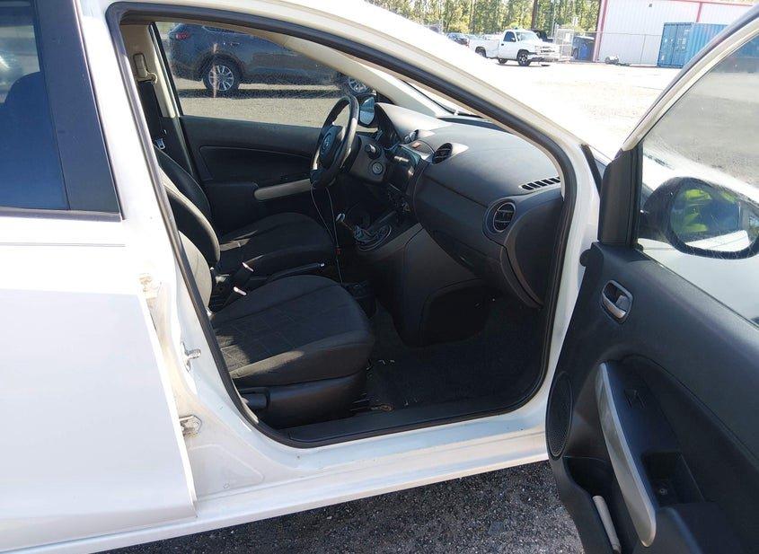 Mazda Mazda2
