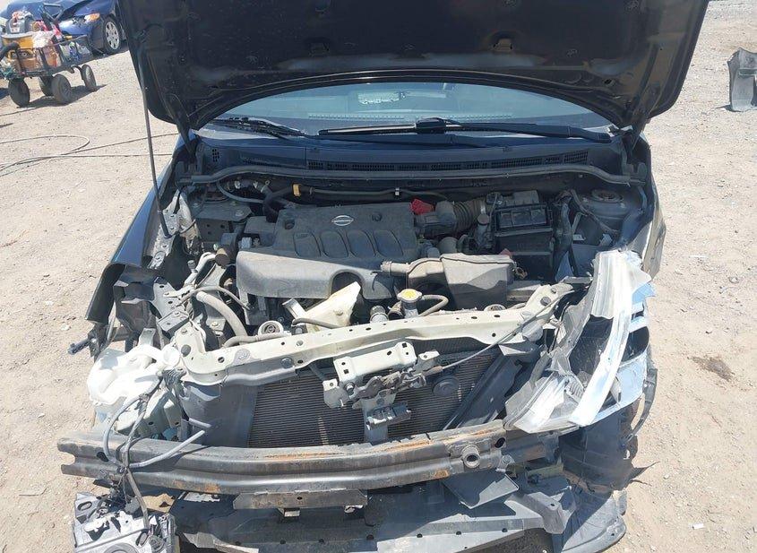 Nissan Versa