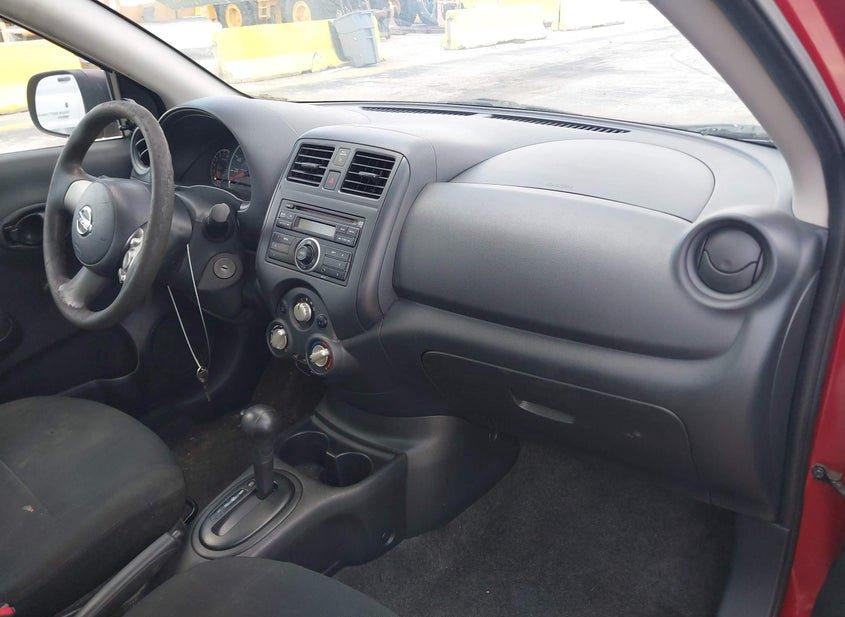 Nissan Versa