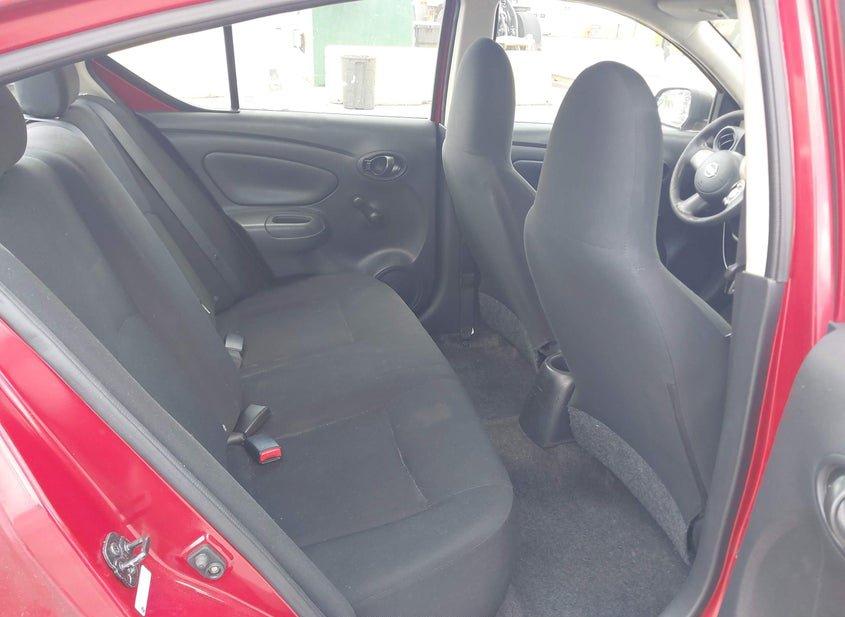 Nissan Versa