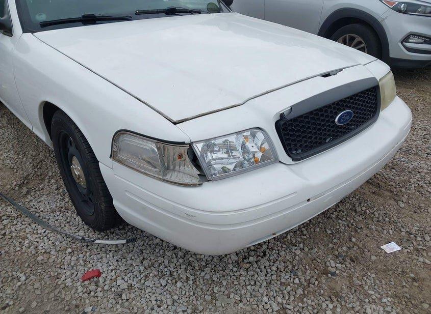 Ford Crown Victoria