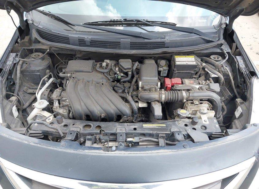 Nissan Versa