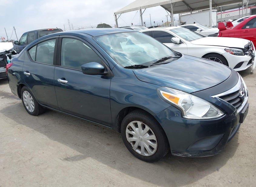 Nissan Versa