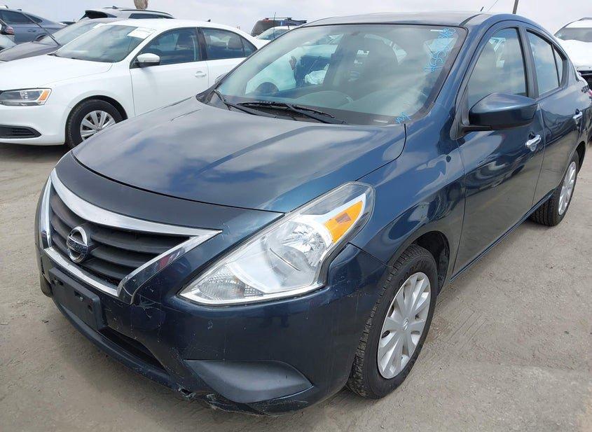 Nissan Versa