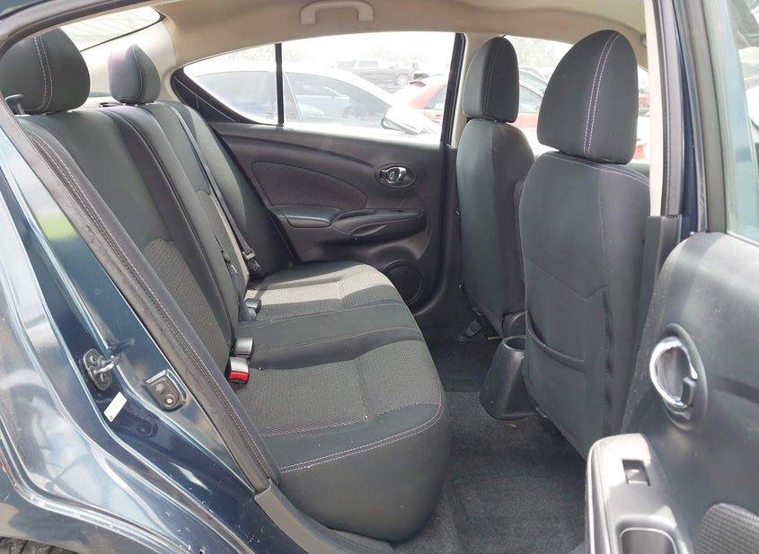 Nissan Versa