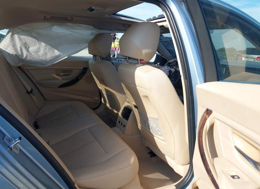 BMW 328I