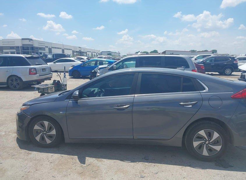 Hyundai Ioniq Hybrid