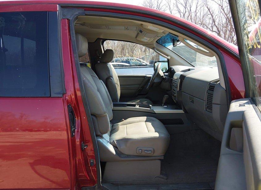 Nissan Titan