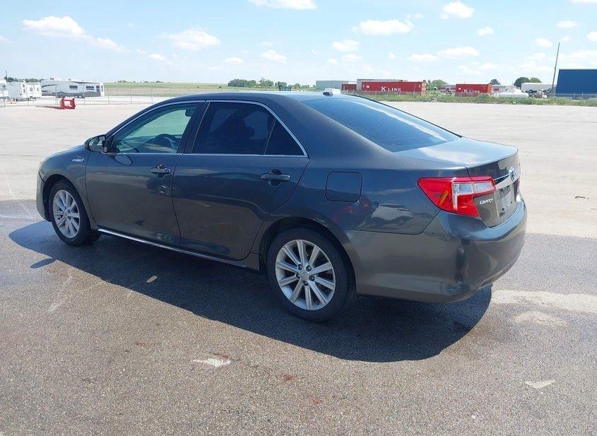 Toyota Camry Hybrid
