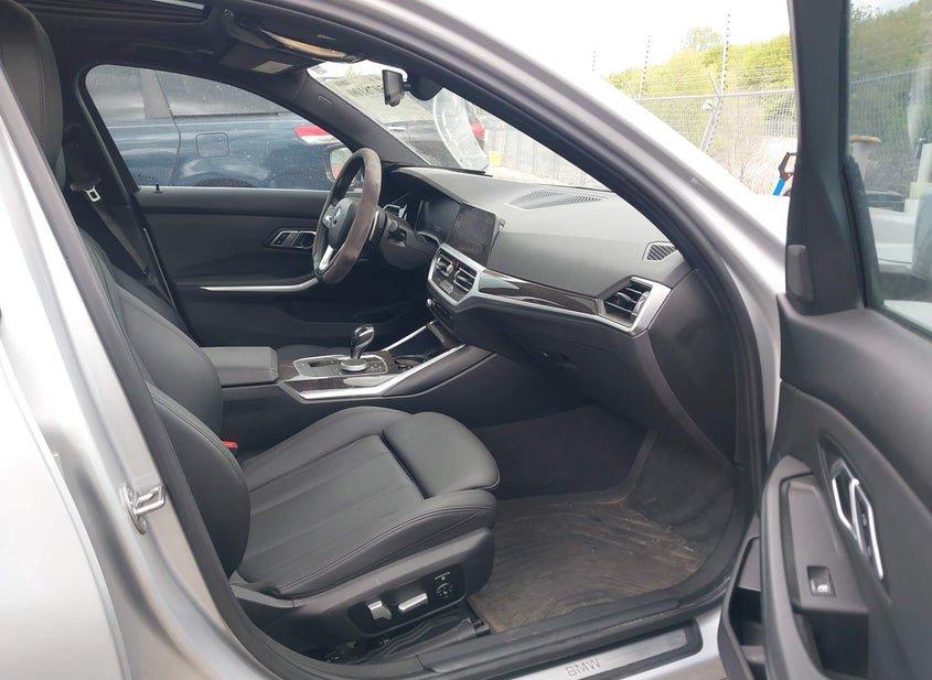 BMW 330I