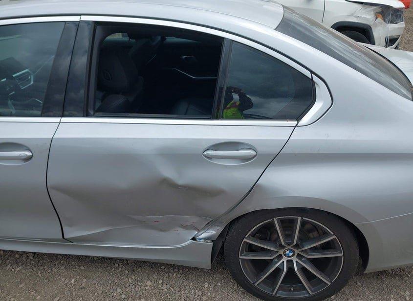 BMW 330I