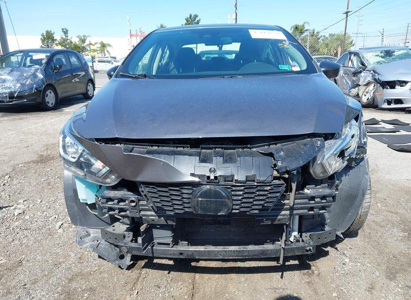 Nissan Versa