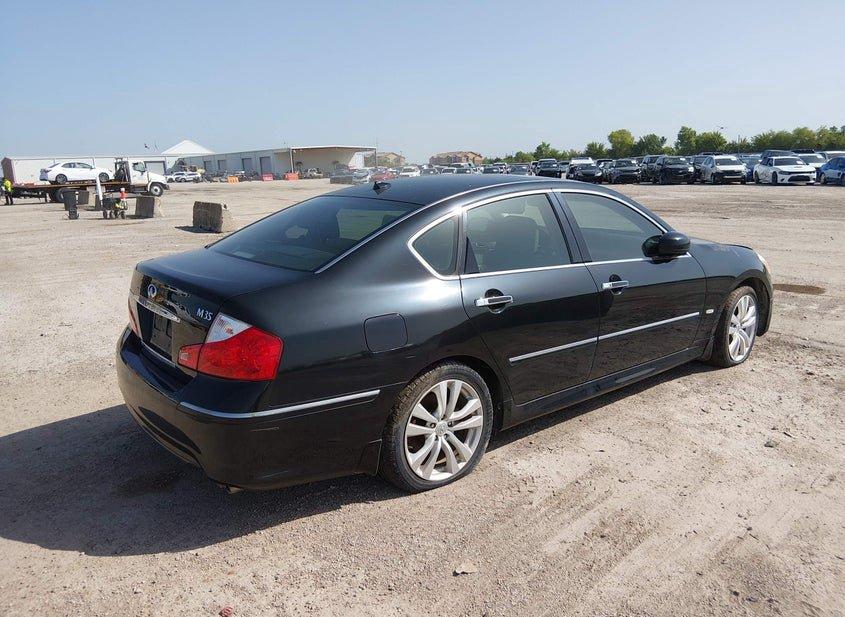 Infiniti M35