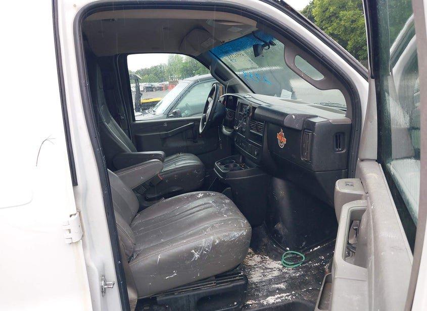 Chevrolet Express 2500