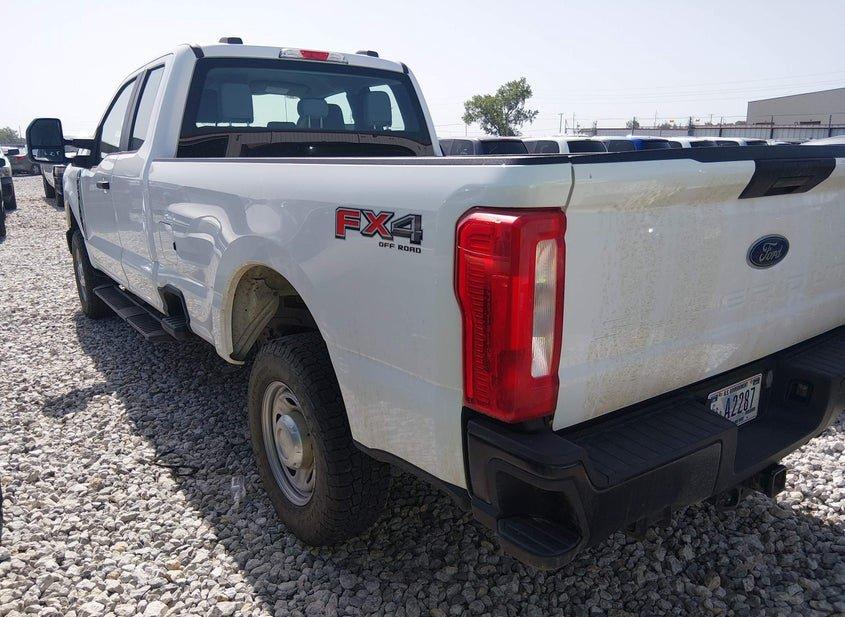Ford F-250