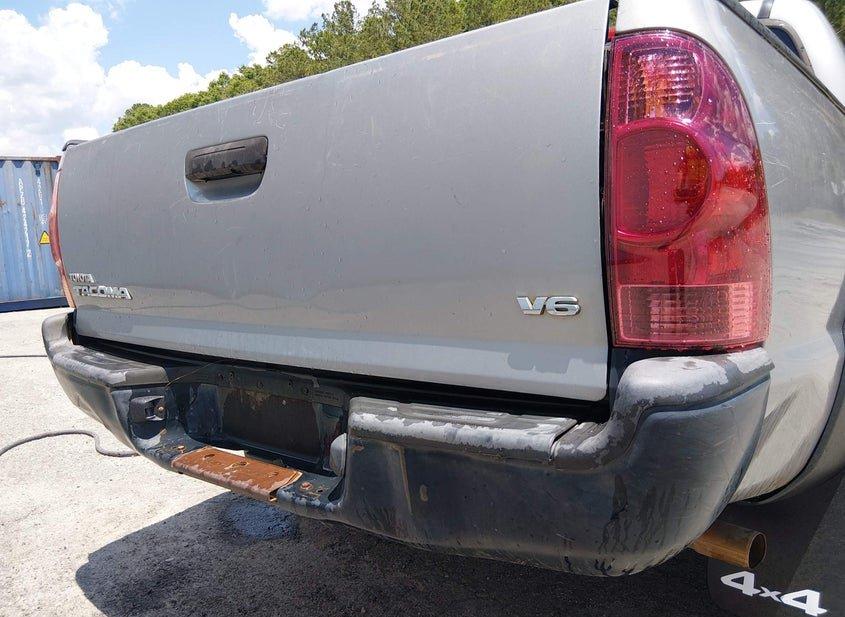 Toyota Tacoma