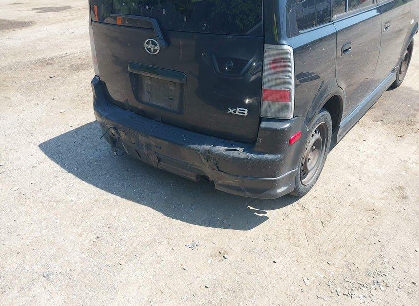 Scion Xb