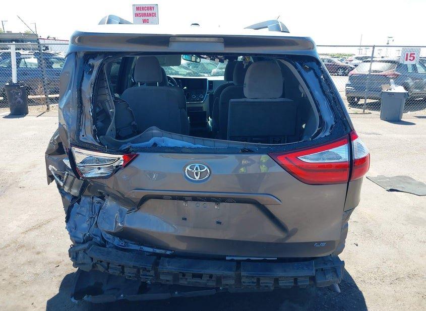 Toyota Sienna