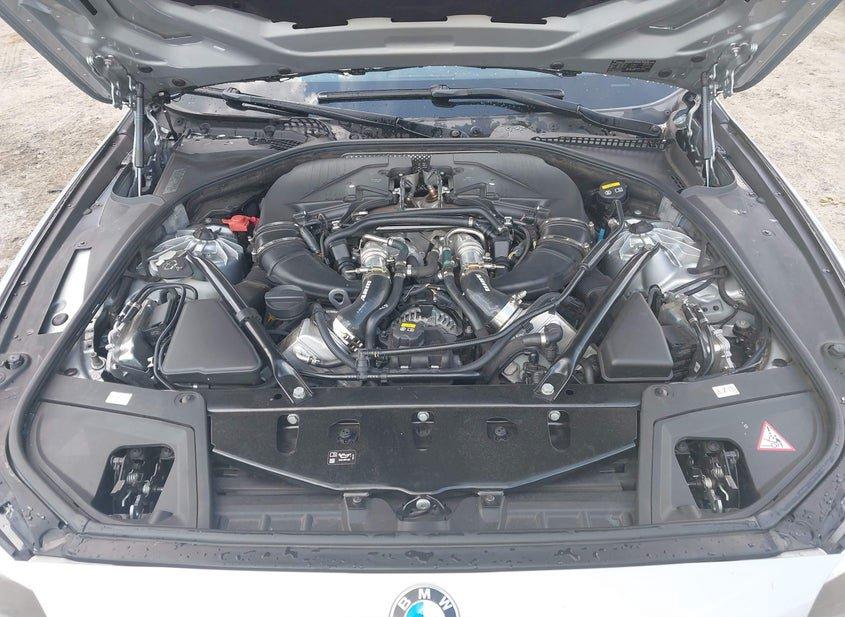 BMW 550I