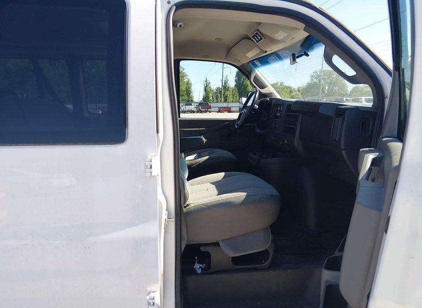 Chevrolet Express 3500