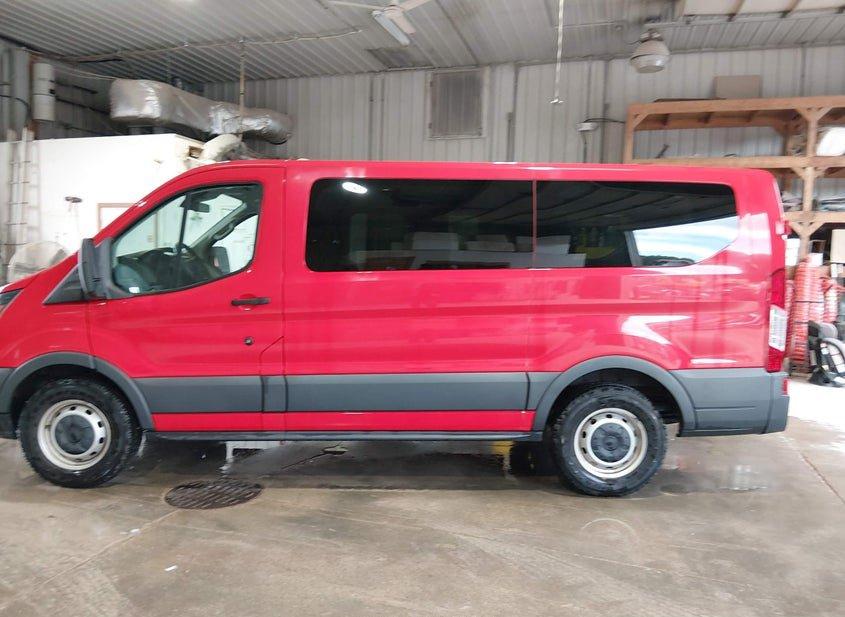 Ford Transit-150