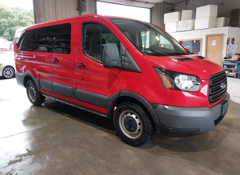 Ford Transit-150