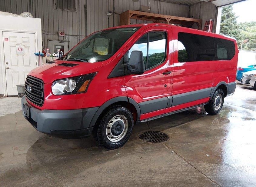 Ford Transit-150