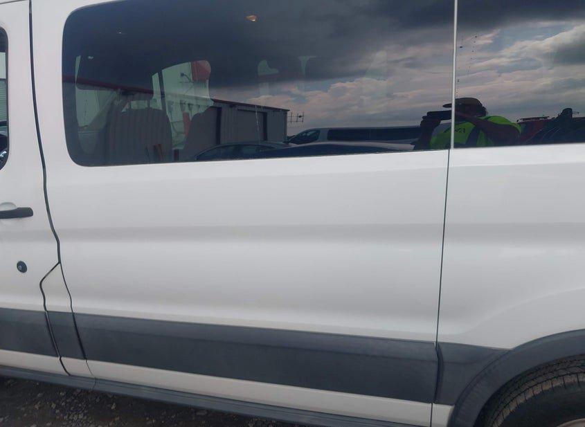 Ford Transit-150