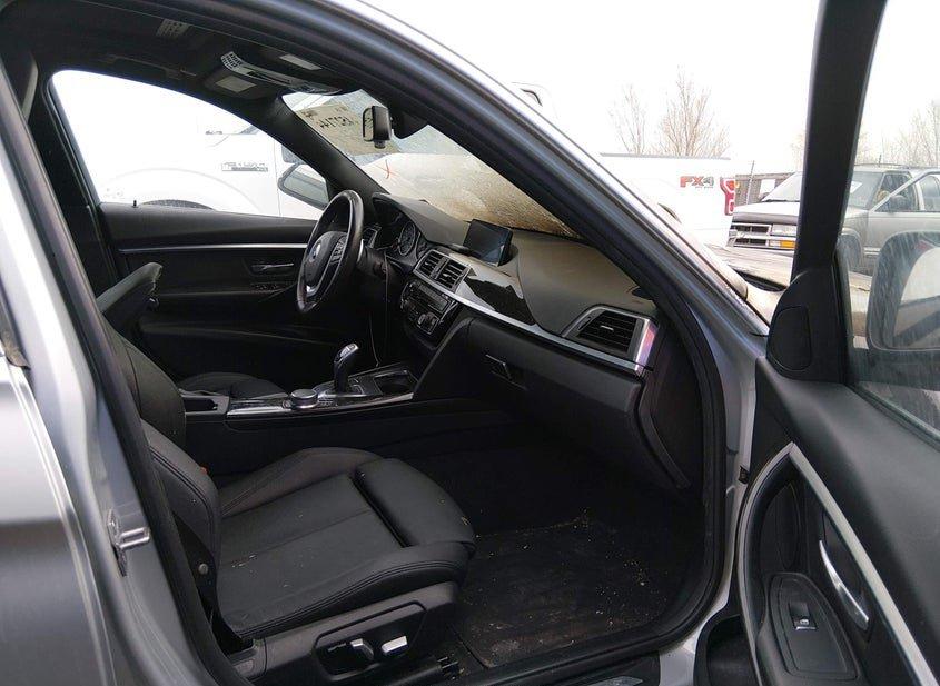 BMW 330I