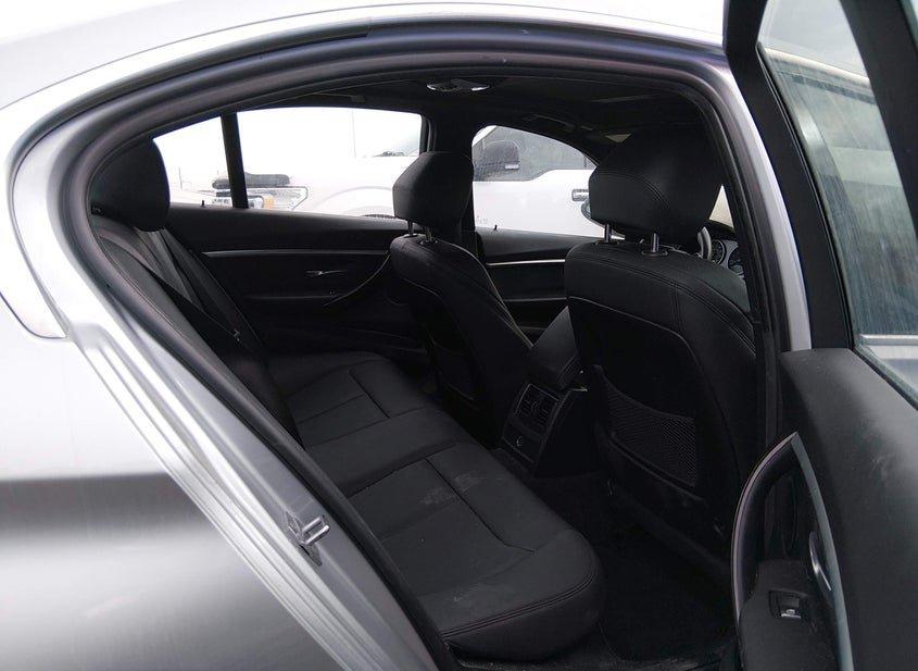 BMW 330I