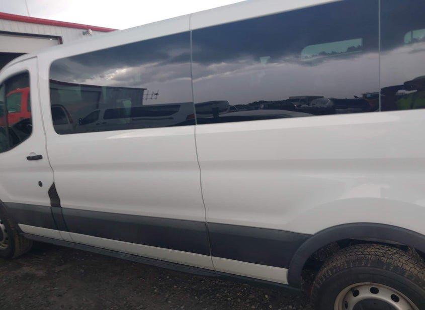 Ford Transit-350