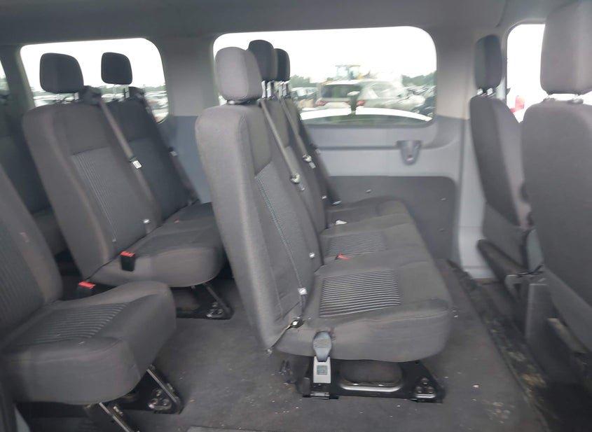 Ford Transit-350
