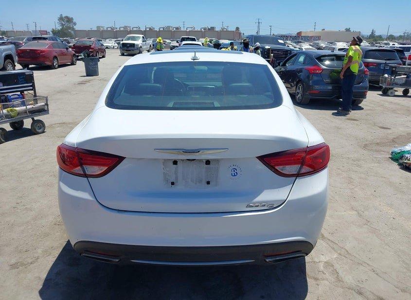 Chrysler 200