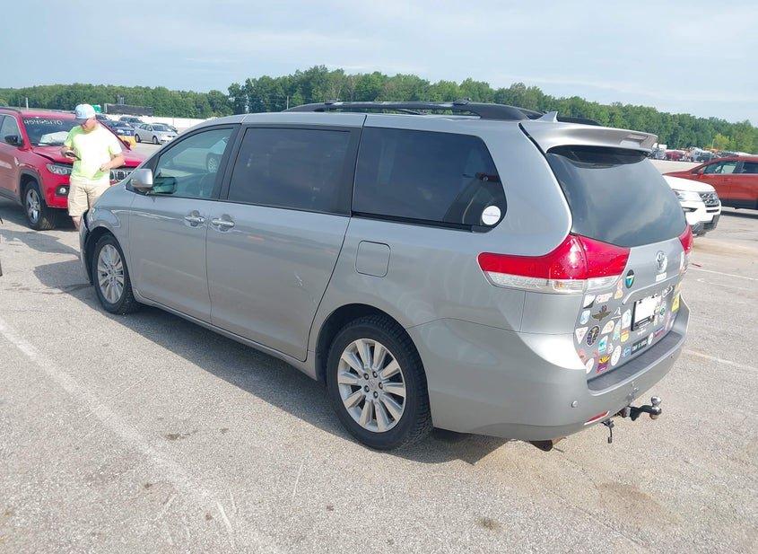 Toyota Sienna