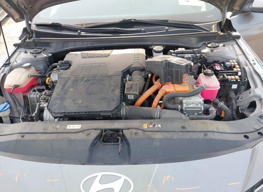 Hyundai Elantra Hybrid