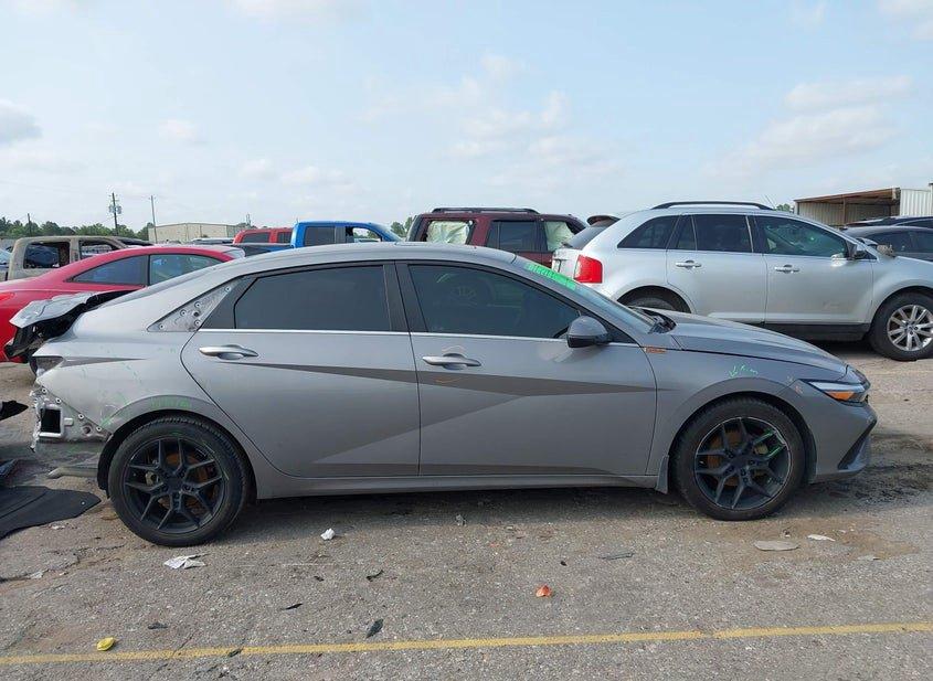 Hyundai Elantra Hybrid