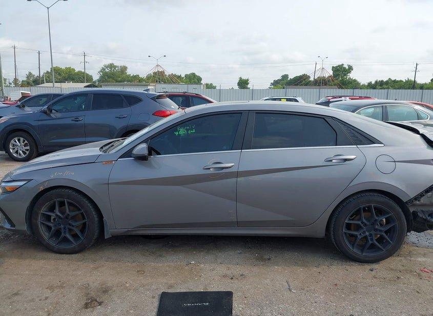 Hyundai Elantra Hybrid