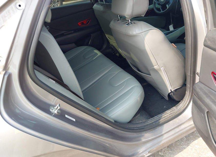 Hyundai Elantra Hybrid