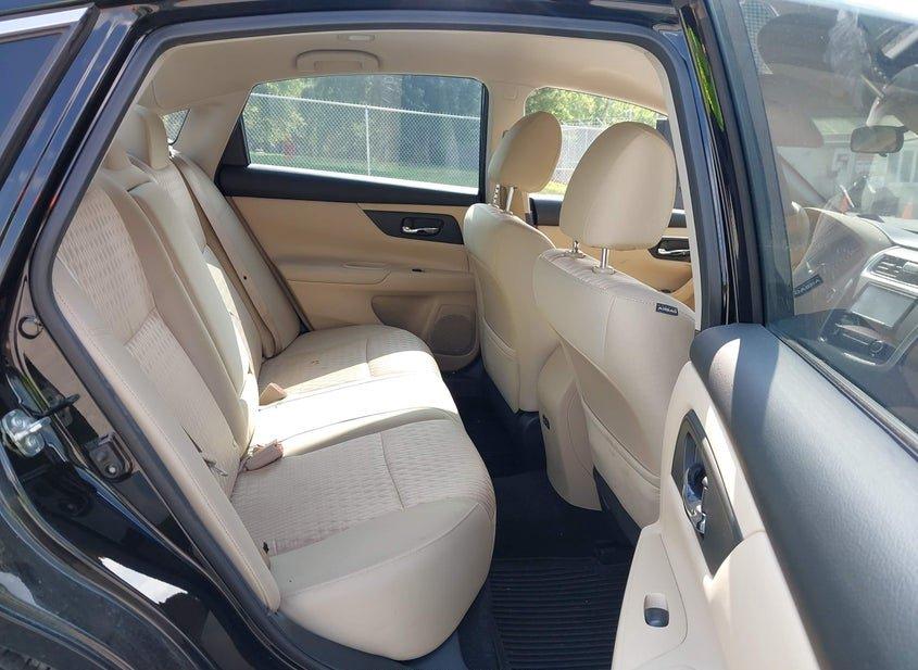 Nissan Altima