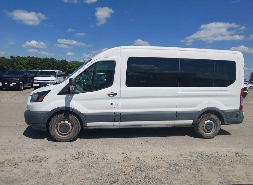 Ford Transit-350