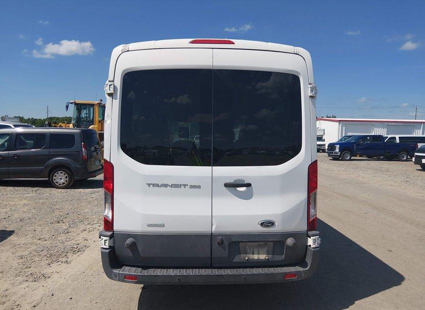 Ford Transit-350