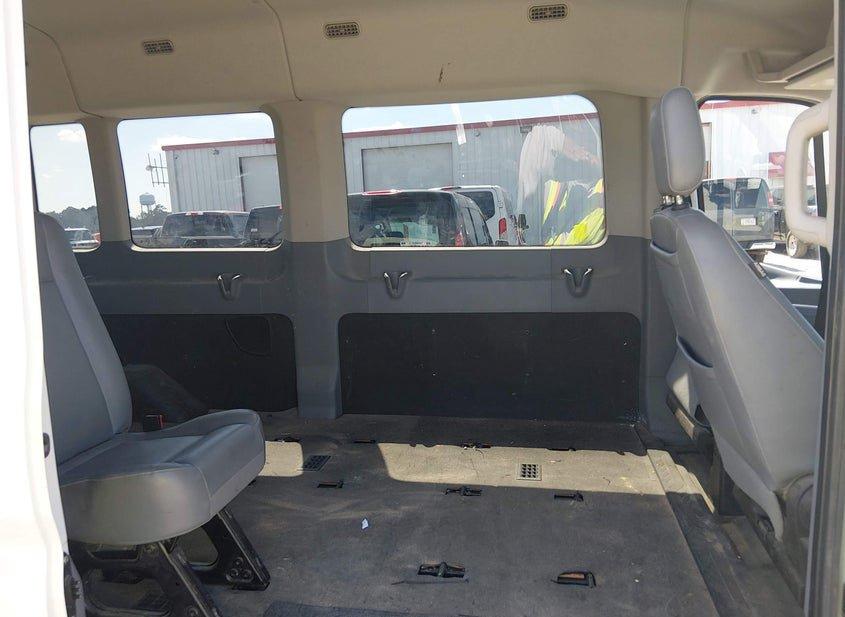 Ford Transit-350