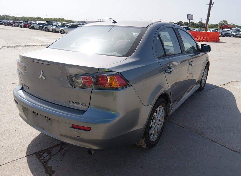 Mitsubishi Lancer