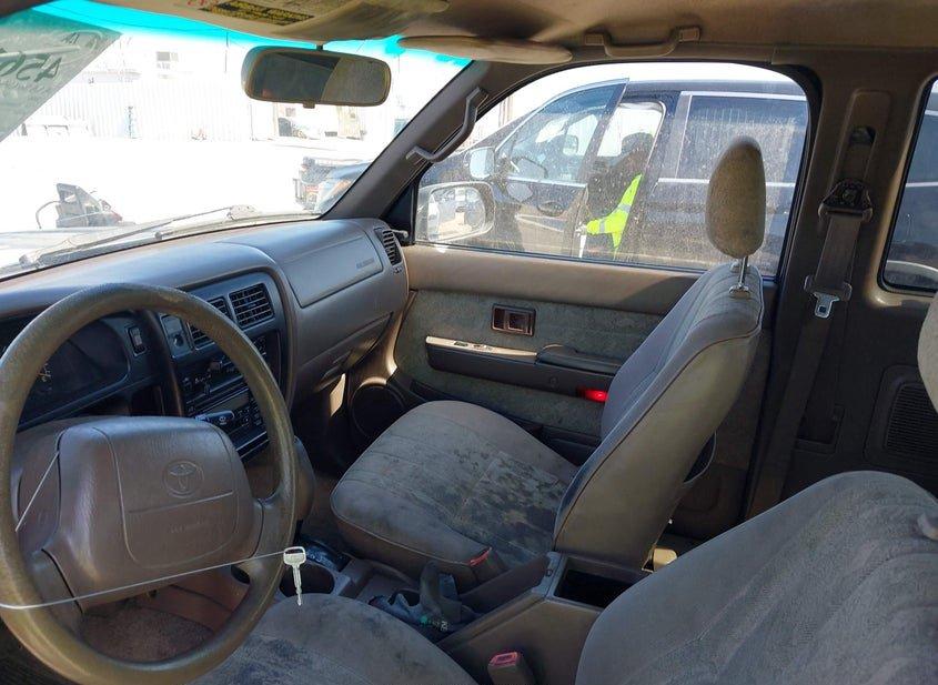Toyota Tacoma