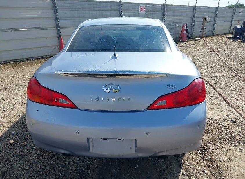 Infiniti G37
