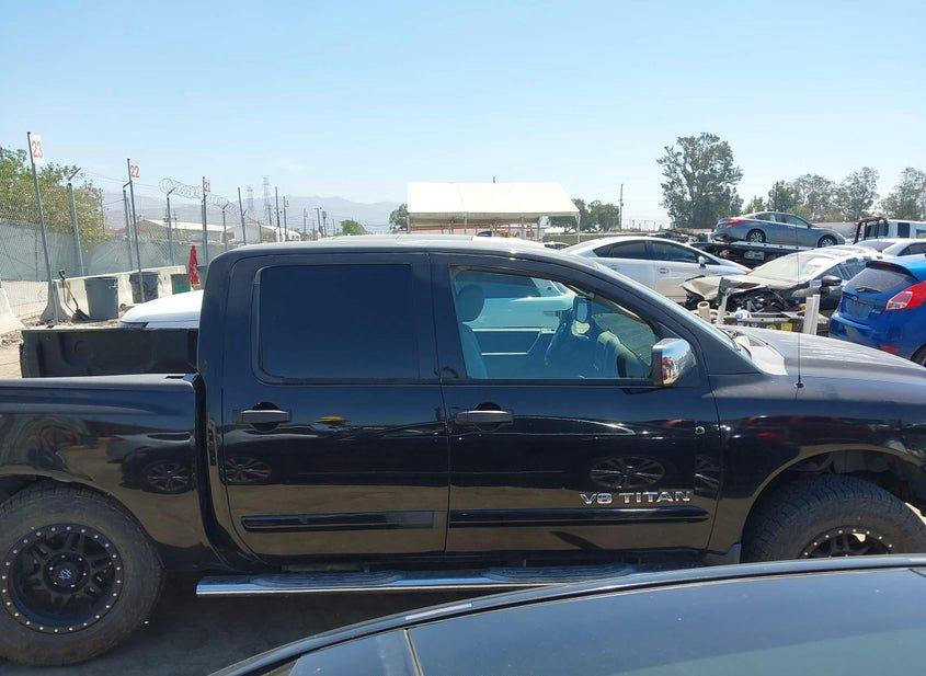 Nissan Titan