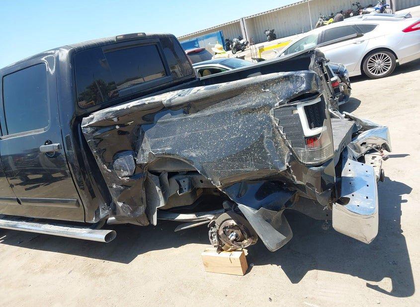 Nissan Titan