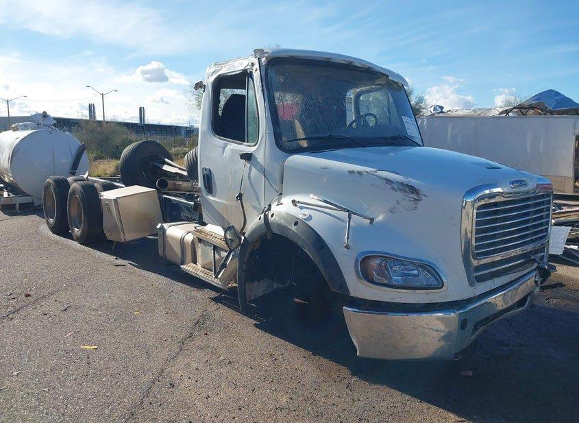 Freightliner M2 112