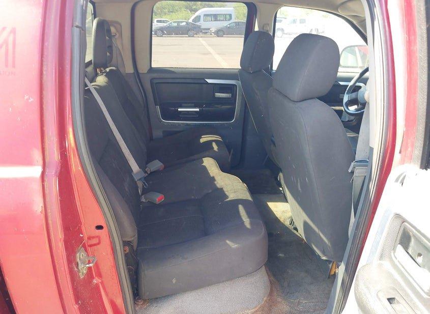 Mitsubishi Raider